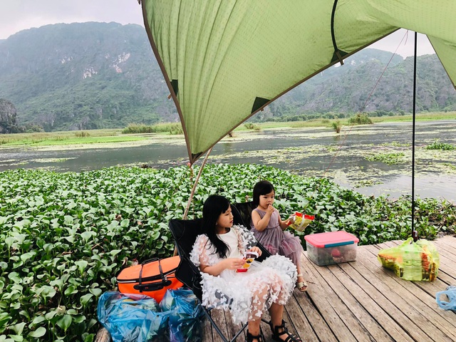 Nhiều phụ huynh mong muốn cho trẻ trở lại trường - Ảnh 4. Nhiều phụ huynh mong muốn cho trẻ trở lại trường - Ảnh 4.