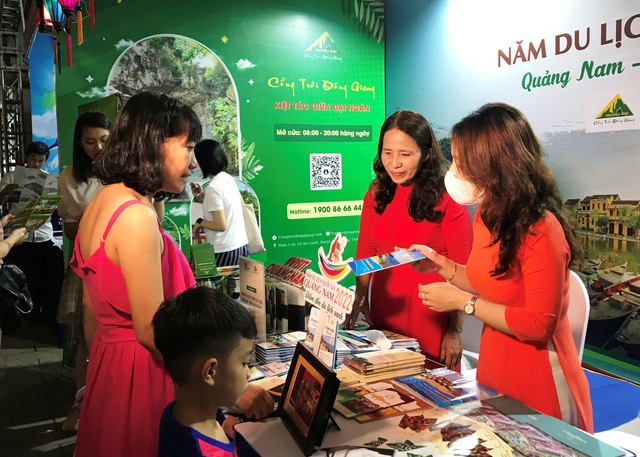 Khai mạc Lễ hội Du lịch ‘Hà Nội - Đến để yêu’ năm 2022 - Ảnh 4.