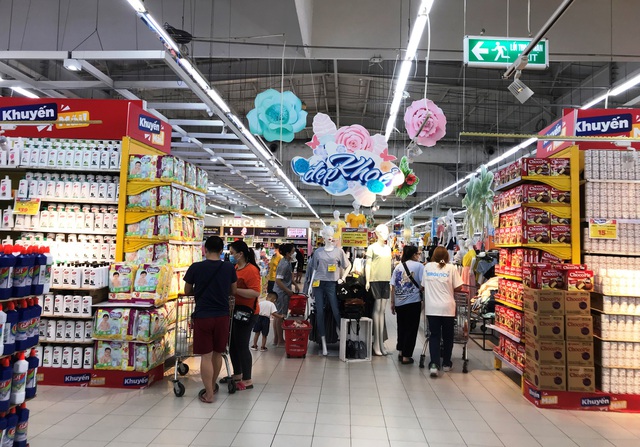 Hà Nội sẽ phát triển thêm 3 trung tâm thương mại, 10 siêu thị - Ảnh 1.