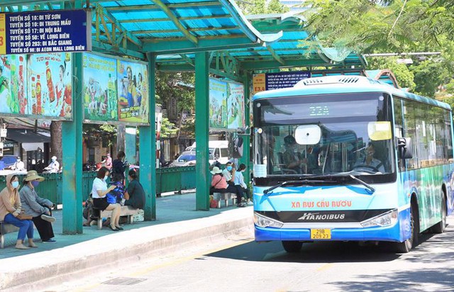 Hà Nội đề nghị tăng tần suất hoạt động xe buýt - Ảnh 1.