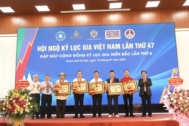 Kỷ lục gia Việt Nam: Ghi nhận thêm 6 kỷ lục mới  - Ảnh 1.