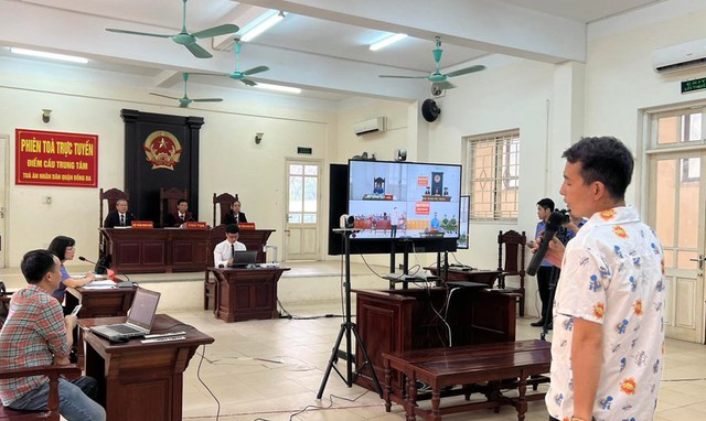 Lần đầu tiên mở phiên tòa xét xử trực tuyến tại Hà Nội - Ảnh 1.