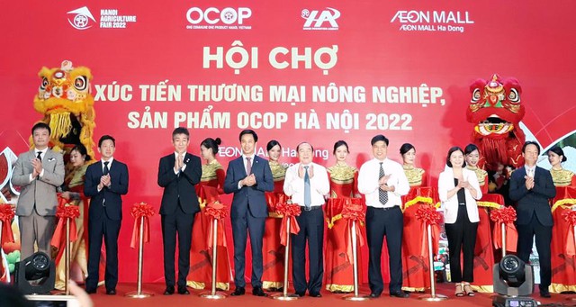 Khai mạc Hội chợ Xúc tiến thương mại nông nghiệp, sản phẩm OCOP Hà Nội 2022 - Ảnh 1.