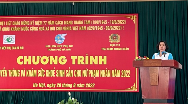 Truyền thông, khám sức khỏe cho nữ phạm nhân Trại giam Thanh Xuân - Ảnh 1.