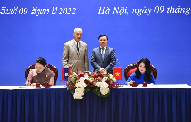 Hội đàm cấp cao lãnh đạo Thủ đô Hà Nội và Thủ đô Viêng Chăn - Ảnh 5.