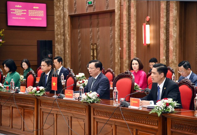 Hội đàm cấp cao lãnh đạo Thủ đô Hà Nội và Thủ đô Viêng Chăn - Ảnh 2.