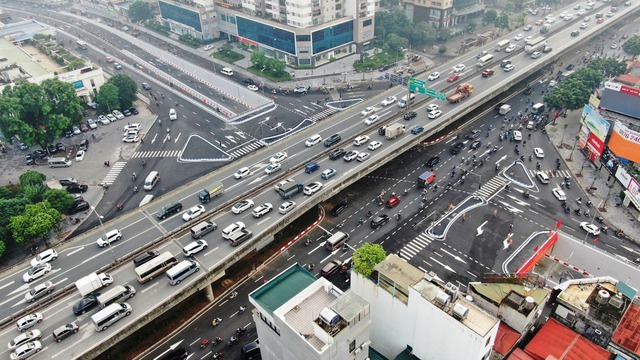 Xây dựng hạ tầng giao thông đồng bộ gắn với phát triển đô thị - Ảnh 1.
