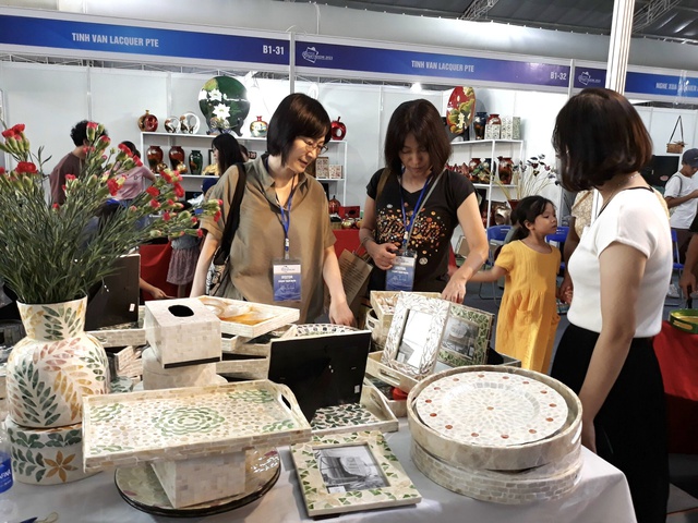 Hơn 450 gian hàng tham gia Hanoi Giftshow 2023 - Ảnh 2.