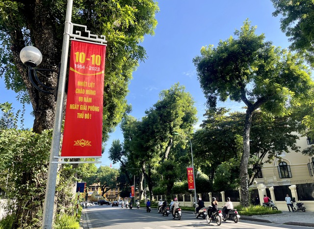 Xây dựng Thủ đô ngày càng giàu đẹp, văn minh, hiện đại - Ảnh 1. Xây dựng Thủ đô ngày càng giàu đẹp, văn minh, hiện đại - Ảnh 1.