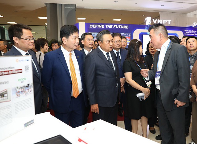 Nỗ lực đổi mới công tác chỉ đạo, điều hành theo hướng sâu sát cơ sở- Ảnh 1. Nỗ lực đổi mới công tác chỉ đạo, điều hành theo hướng sâu sát cơ sở- Ảnh 1.