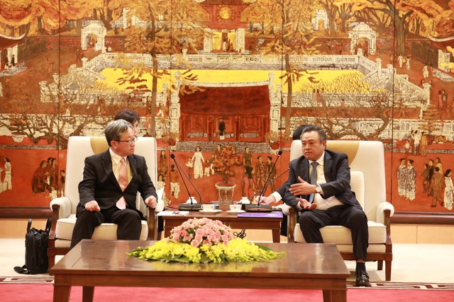 Chủ tịch UBND TP. Hà Nội tiếp Cố vấn đặc biệt của Thủ tướng Nhật Bản- Ảnh 1.