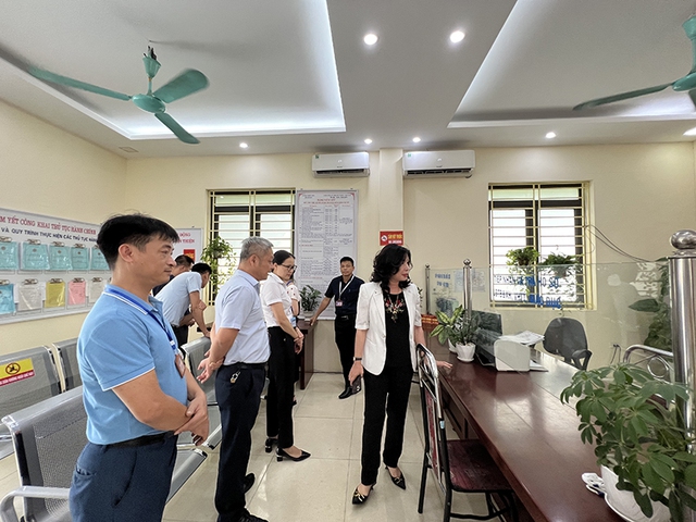 Định hình chuẩn mực văn hóa ứng xử người Hà Nội- Ảnh 6. Định hình chuẩn mực văn hóa ứng xử người Hà Nội- Ảnh 6.