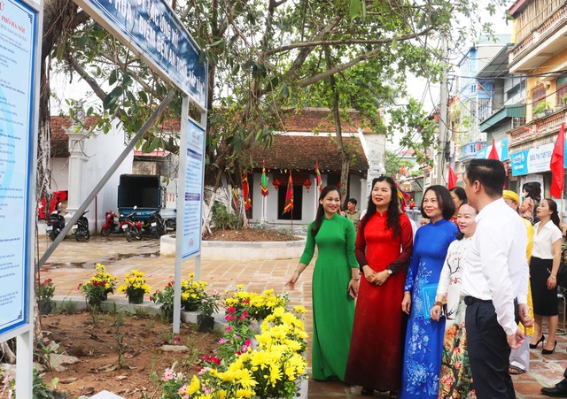 Định hình chuẩn mực văn hóa ứng xử người Hà Nội- Ảnh 7. Định hình chuẩn mực văn hóa ứng xử người Hà Nội- Ảnh 7.