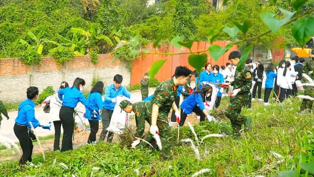 Chủ tịch Hà Nội sẽ đối thoại với thanh niên - Ảnh 1.