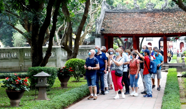 Nhiều hoạt động du lịch, văn hóa hấp dẫn tại Hà Nội dịp nghỉ lễ  - Ảnh 1.