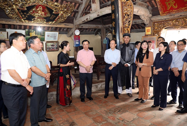 Khảo sát việc quản lý, bảo tồn và phát huy giá trị làng cổ Đường Lâm  - Ảnh 2.