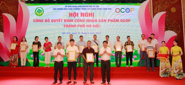 Công bố quyết định chứng nhận sản phẩm OCOP TP Hà Nội năm 2022 - Ảnh 1. Công bố quyết định chứng nhận sản phẩm OCOP TP Hà Nội năm 2022 - Ảnh 1.