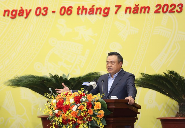 Hà Nội là địa phương đi đầu hỗ trợ công dân thực hiện dịch vụ công trực tuyến - Ảnh 1.