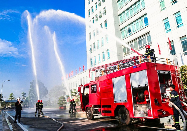 Tăng cường công tác phòng cháy chữa cháy trong quản lý sử dụng điện - Ảnh 1.