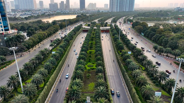 Ngày cuối nghỉ Tết Dương lịch: Cửa ngõ phía Nam Thủ đô ùn tắc, phía Đông và Tây thông thoáng- Ảnh 4.