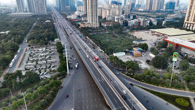 Ngày cuối nghỉ Tết Dương lịch: Cửa ngõ phía Nam Thủ đô ùn tắc, phía Đông và Tây thông thoáng- Ảnh 5.