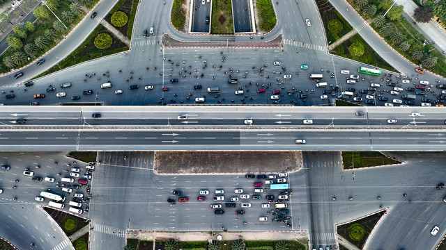 Ngày cuối nghỉ Tết Dương lịch: Cửa ngõ phía Nam Thủ đô ùn tắc, phía Đông và Tây thông thoáng- Ảnh 7.