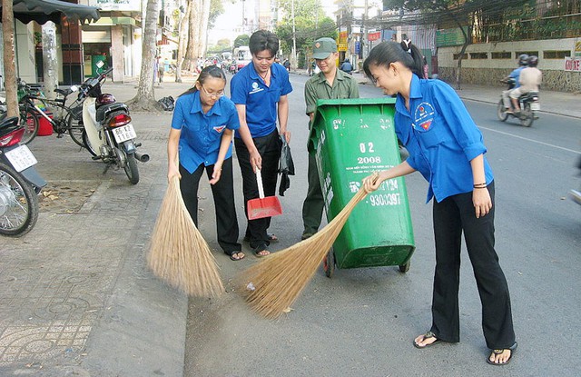Quận Hoàn Kiếm: Tăng cường công tác bảo đảm trật tự đô thị, vệ sinh môi trường- Ảnh 1.