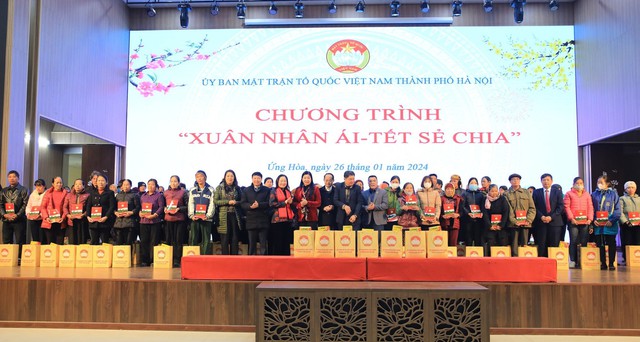 ‘Xuân nhân ái-Tết sẻ chia’: Mang yêu thương về vùng ngoại thành- Ảnh 1.