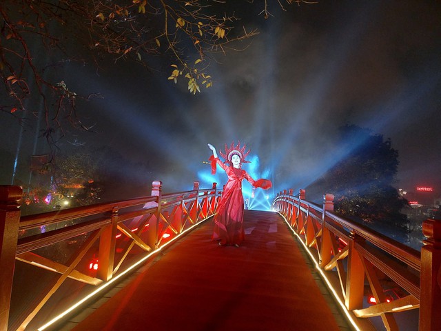 Ra mắt chương trình trải nghiệm đặc biệt đêm huyền bí tại đền Ngọc Sơn- Ảnh 3.