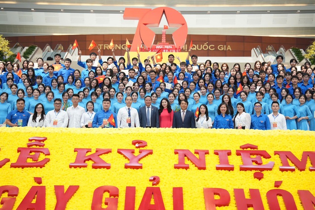 Thủ đô Hà Nội - 'Những dấu son còn mãi'- Ảnh 5. Thủ đô Hà Nội - 'Những dấu son còn mãi'- Ảnh 5.