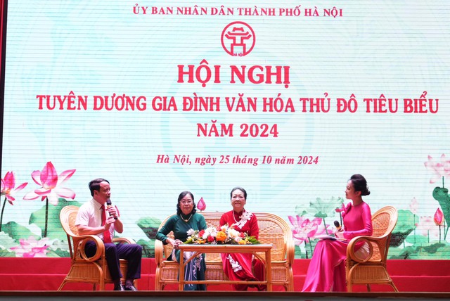 Tuyên dương 87 Gia đình văn hóa Thủ đô tiêu biểu năm 2024- Ảnh 3.