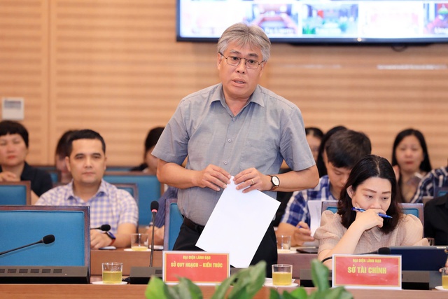 Xem xét cụ thể từng dự án ngoài đê để bảo đảm yêu cầu phòng, chống lũ- Ảnh 1. Xem xét cụ thể từng dự án ngoài đê để bảo đảm yêu cầu phòng, chống lũ- Ảnh 1.