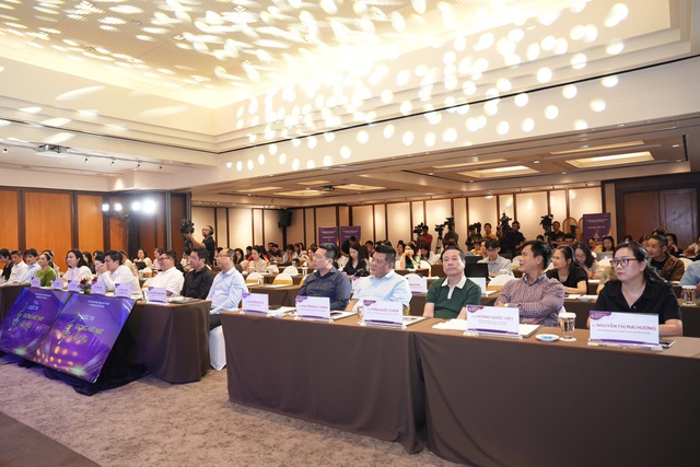 Giọng hát hay Hà Nội năm 2024: Vinh danh những giọng ca trẻ tài năng- Ảnh 2. Giọng hát hay Hà Nội năm 2024: Vinh danh những giọng ca trẻ tài năng- Ảnh 2.