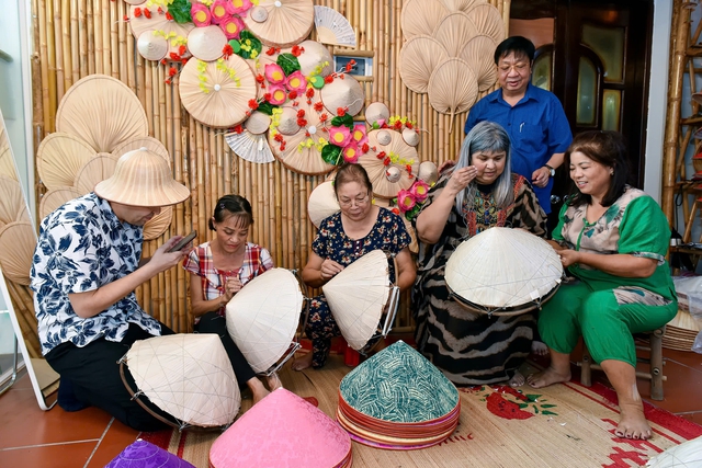 Đưa làng nghề Thủ đô sớm là thành viên mạng lưới làng nghề Thủ công- Ảnh 1.