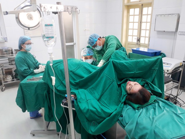 Mang các dịch vụ y tế, kỹ thuật hiện đại đến gần dân nhất- Ảnh 1. Mang các dịch vụ y tế, kỹ thuật hiện đại đến gần dân nhất- Ảnh 1.