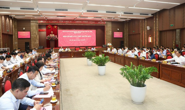 Hà Nội tập trung nâng cao chất lượng đội ngũ cán bộ- Ảnh 1. Hà Nội tập trung nâng cao chất lượng đội ngũ cán bộ- Ảnh 1.