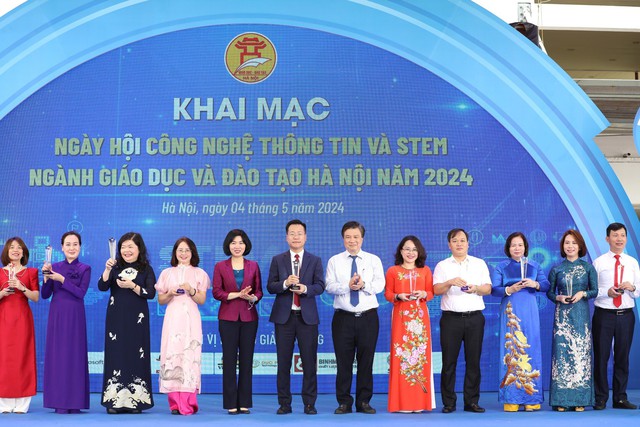 Khai mạc ngày hội công nghệ thông tin và STEM ngành Giáo dục Hà Nội- Ảnh 1.