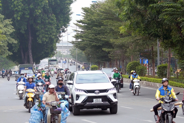 Hà Nội dự kiến mở rộng đường Láng, giảm áp lực giao thông nút Ngã Tư Sở- Ảnh 1. Hà Nội dự kiến mở rộng đường Láng, giảm áp lực giao thông nút Ngã Tư Sở- Ảnh 1.