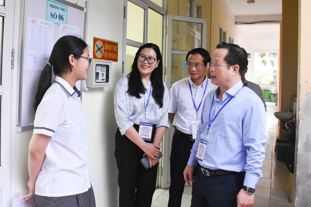 Hà Nội hoàn thành kỳ thi tuyển sinh lớp 10 THPT công lập không chuyên- Ảnh 2.