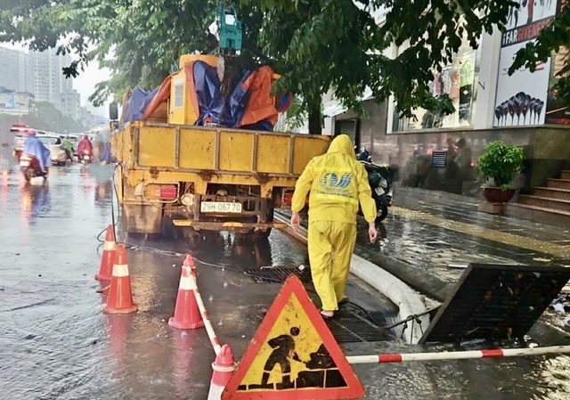 Hạ mực nước đệm, chủ động ứng phó với các tình huống thiên tai- Ảnh 1.