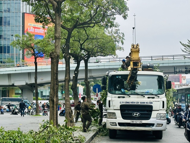 Hạ mực nước đệm, chủ động ứng phó với các tình huống thiên tai- Ảnh 2.