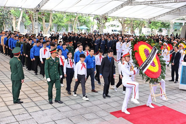 Tuổi trẻ Thủ đô tình nguyện phục vụ Lễ tang Tổng Bí thư Nguyễn Phú Trọng- Ảnh 2.