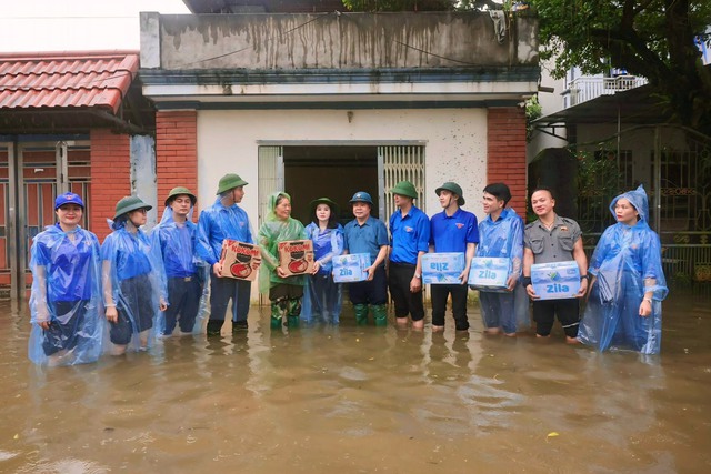 Tuổi trẻ Thủ đô hỗ trợ người dân vùng lũ lụt- Ảnh 2.