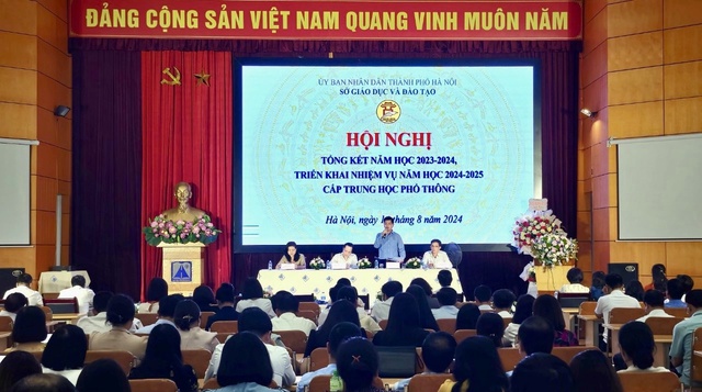 4 nhóm nhiệm vụ trọng tâm cho năm học 2024-2025 với cấp THPT- Ảnh 1.