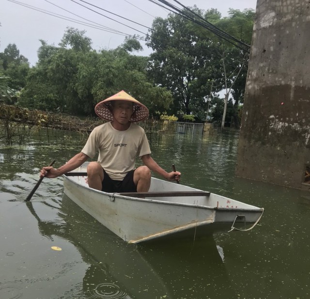 Hơn 1.000 hộ dân vẫn bị cô lập do mưa lũ- Ảnh 2.