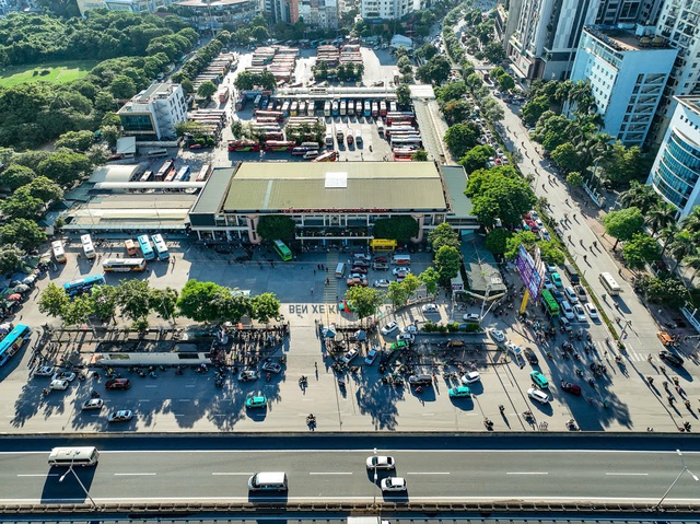 Giao thông cửa ngõ Thủ đô dần 'tăng nhiệt' trước kỳ nghỉ lễ 2/9- Ảnh 1. Giao thông cửa ngõ Thủ đô dần 'tăng nhiệt' trước kỳ nghỉ lễ 2/9- Ảnh 1.