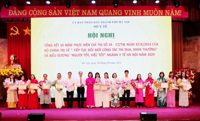 Y tế Thủ đô biểu dương hơn 100 cá nhân 'Người tốt, việc tốt'- Ảnh 1.