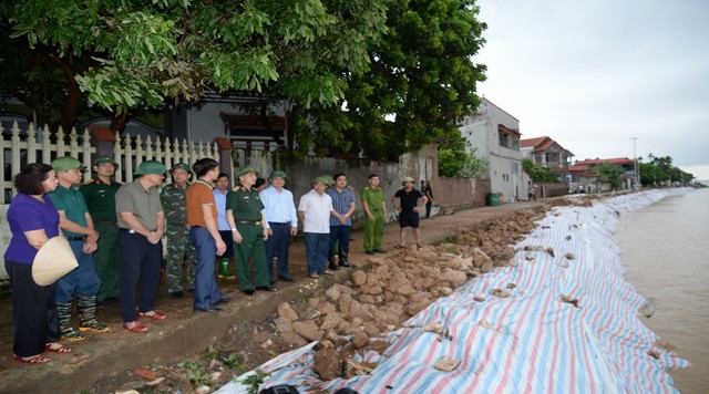 Kiểm tra công tác ứng phó mưa lũ tại Ba Vì- Ảnh 1.