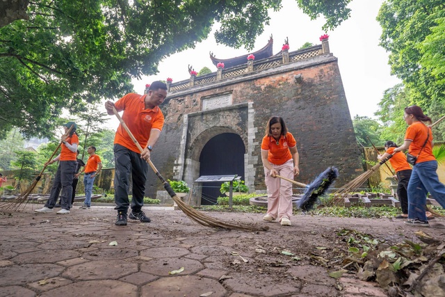 Các điểm du lịch tổng vệ sinh môi trường, sẵn sàng đón du khách- Ảnh 1.