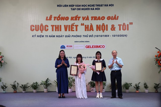 Trao giải Cuộc thi viết "Hà Nội & Tôi"- Ảnh 2.